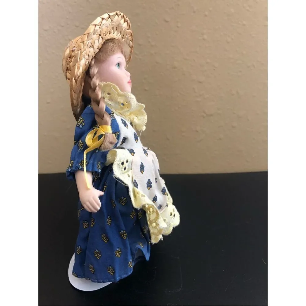 Les Poupees De Mado Genuine Porcelain Hand Painting